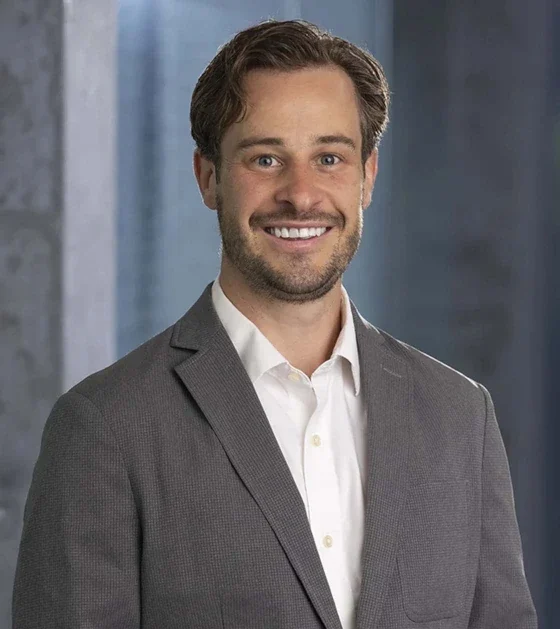 Dr. Shawn Custer, dentist at keith + associates dentistry in Mission, KS.
